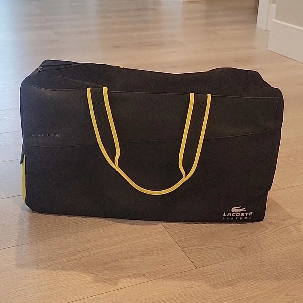 Lacoste Parfumes Weekender Bag